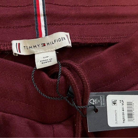 Tommy Hilfiger Drawstring Cord Solid Joggers (S) - Picture 7 of 14